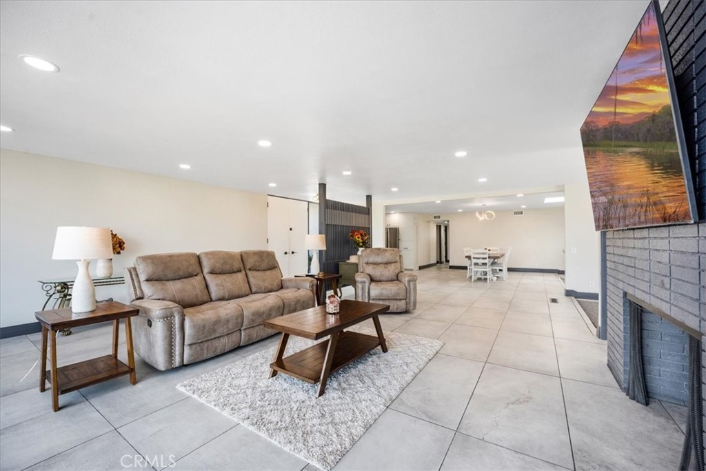 10220 Balmoral Court