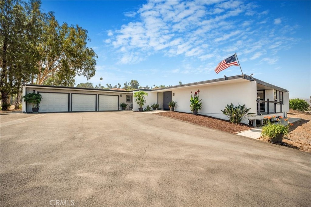 10220 Balmoral Court