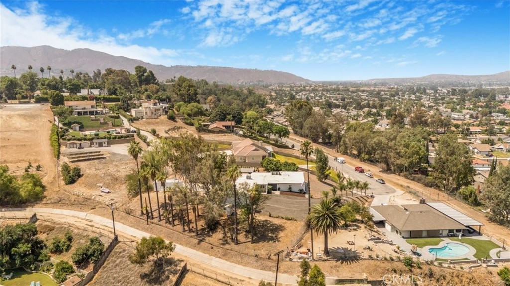 10220 Balmoral Court