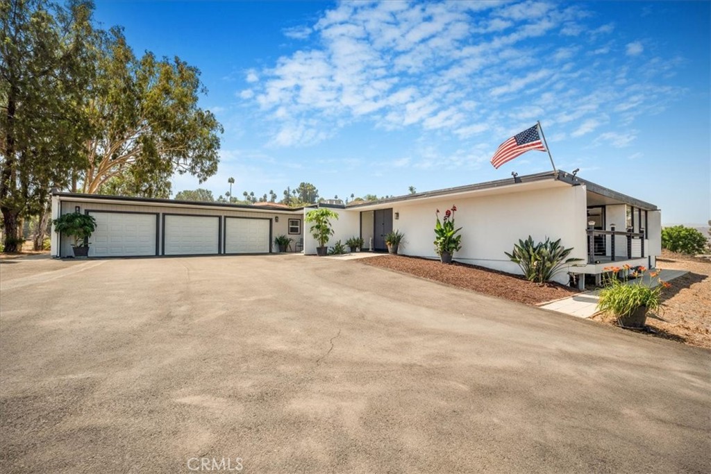 10220 Balmoral Court