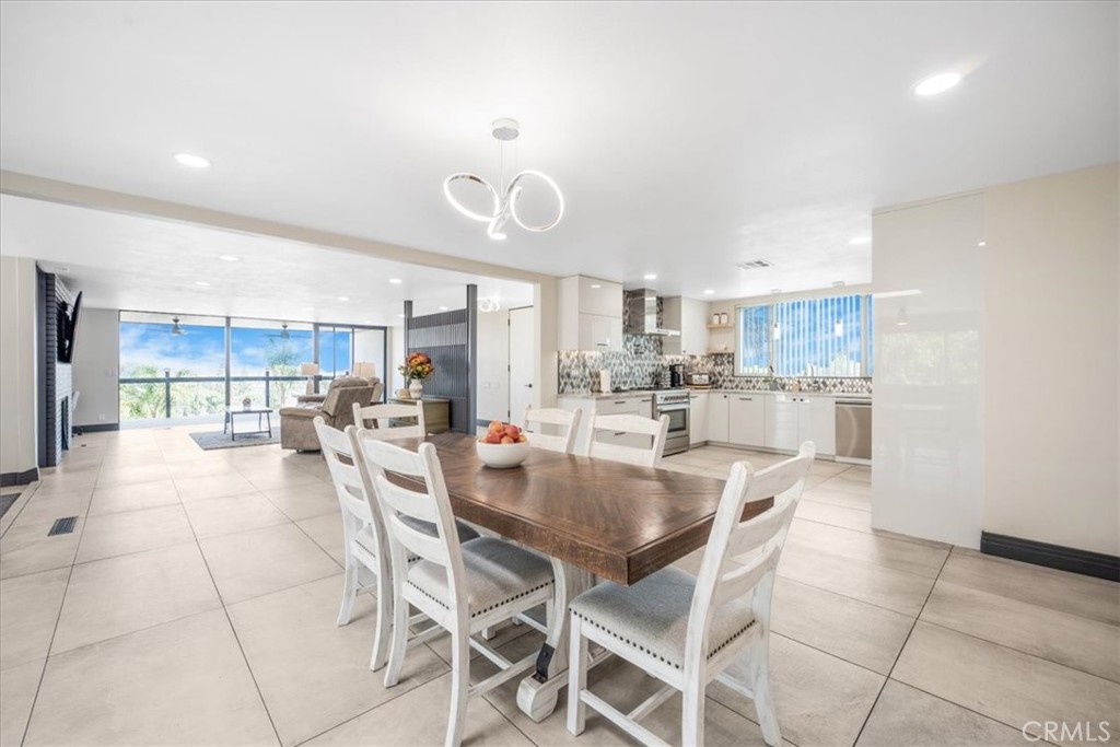 10220 Balmoral Court