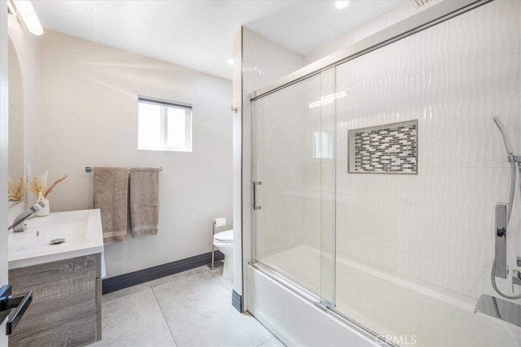 10220 Balmoral Court