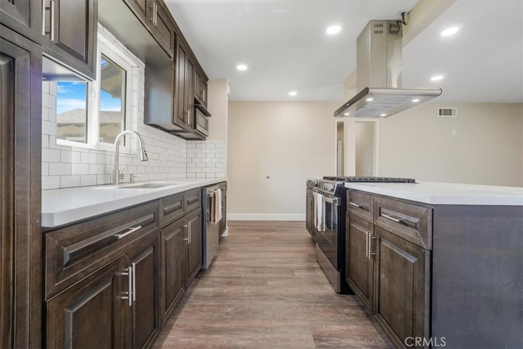 8763 Holly Lane