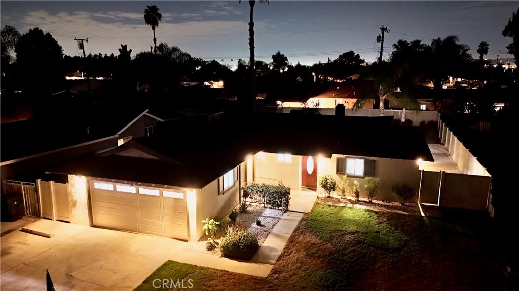 8763 Holly Lane