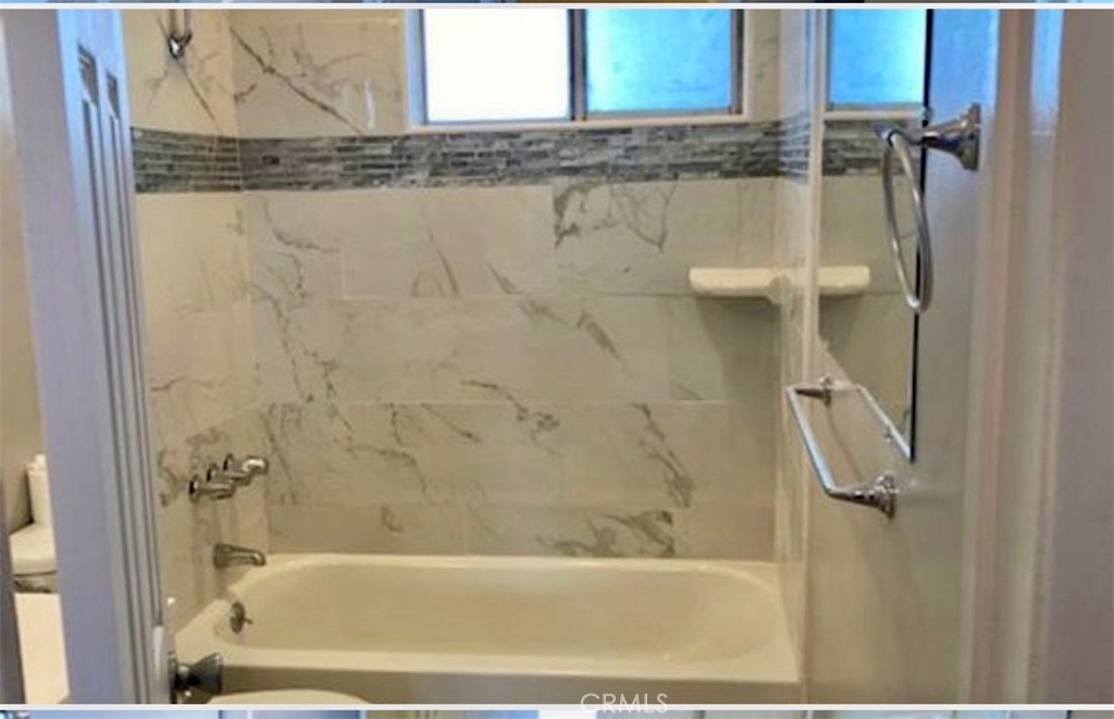 11934 11934 Runnymede Street