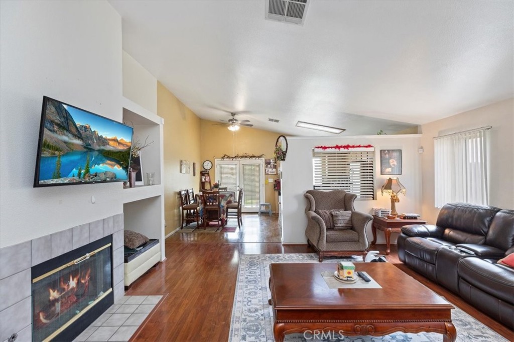 660 Avenida Capistrano