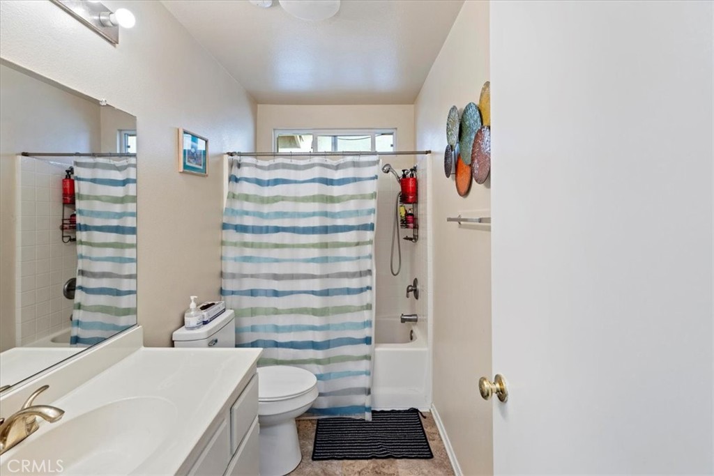 660 Avenida Capistrano