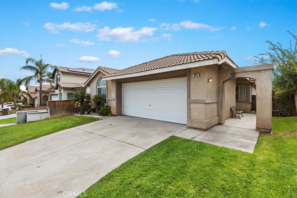 660 Avenida Capistrano