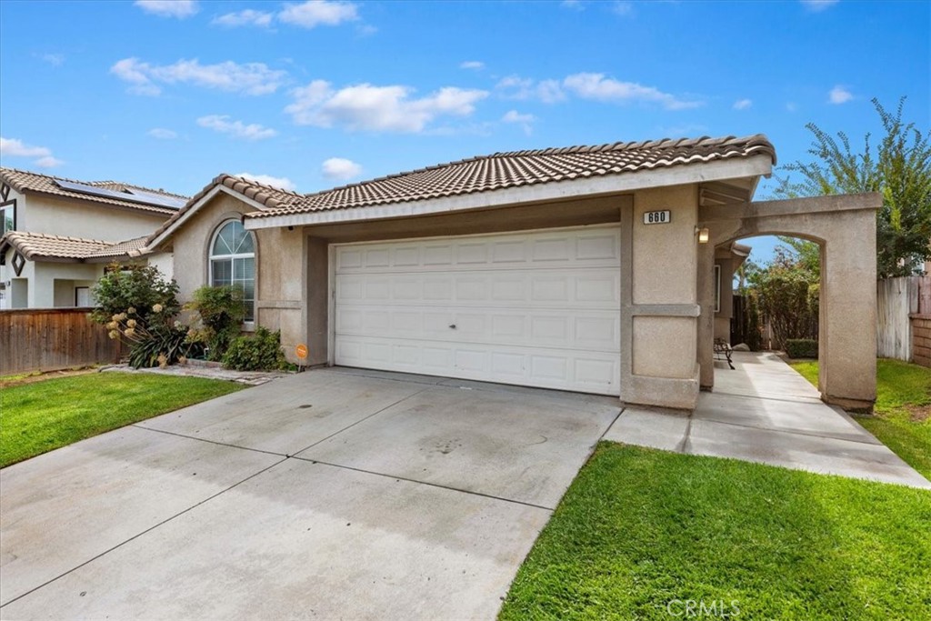 660 Avenida Capistrano