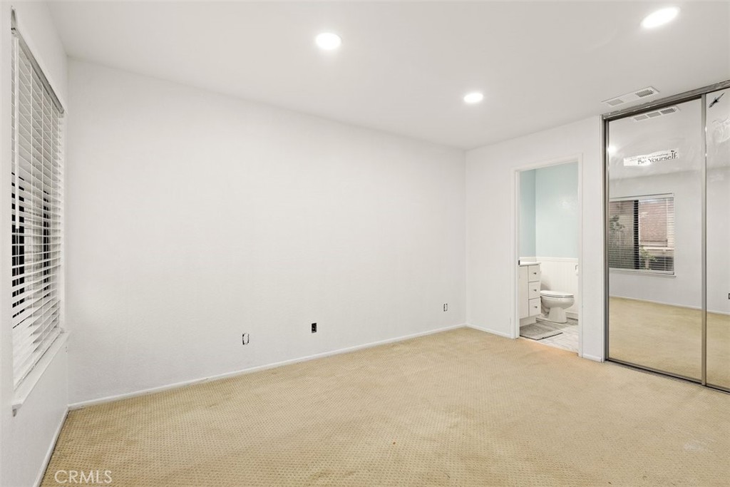1031 S Palmetto