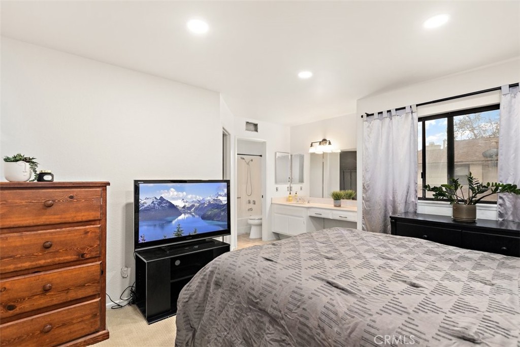 1031 S Palmetto
