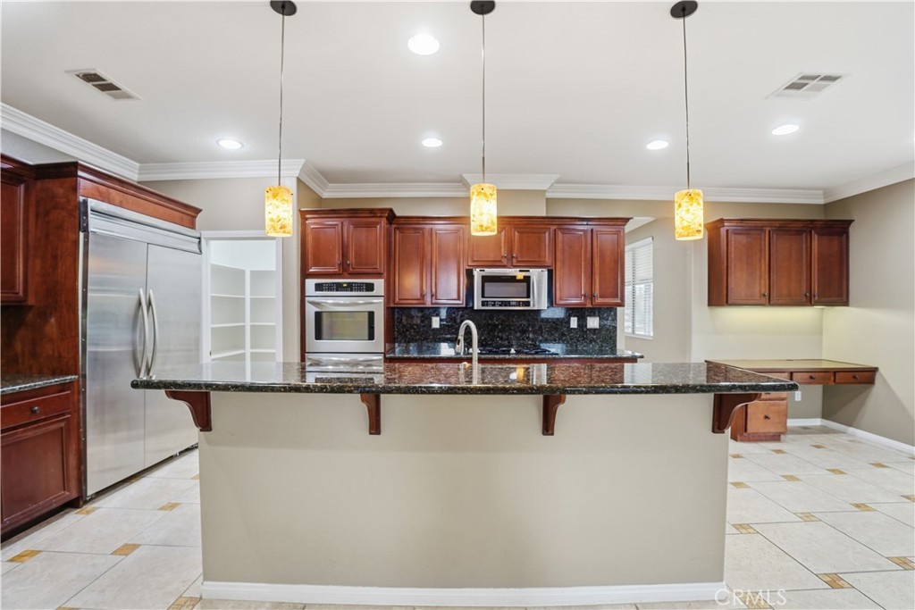 16935 Eagle Peak Road