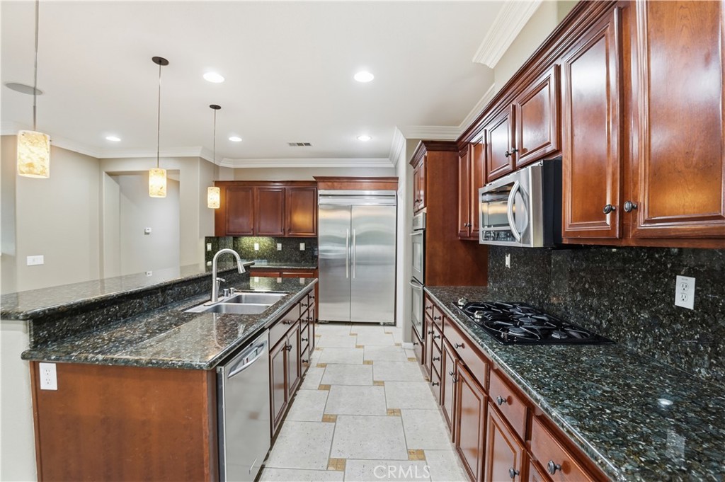 16935 Eagle Peak Road