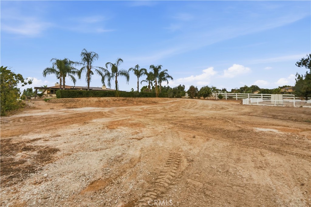 16935 Eagle Peak Road