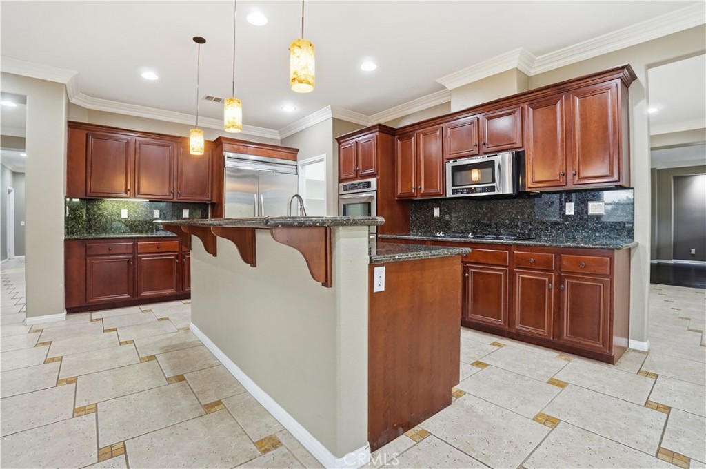 16935 Eagle Peak Road