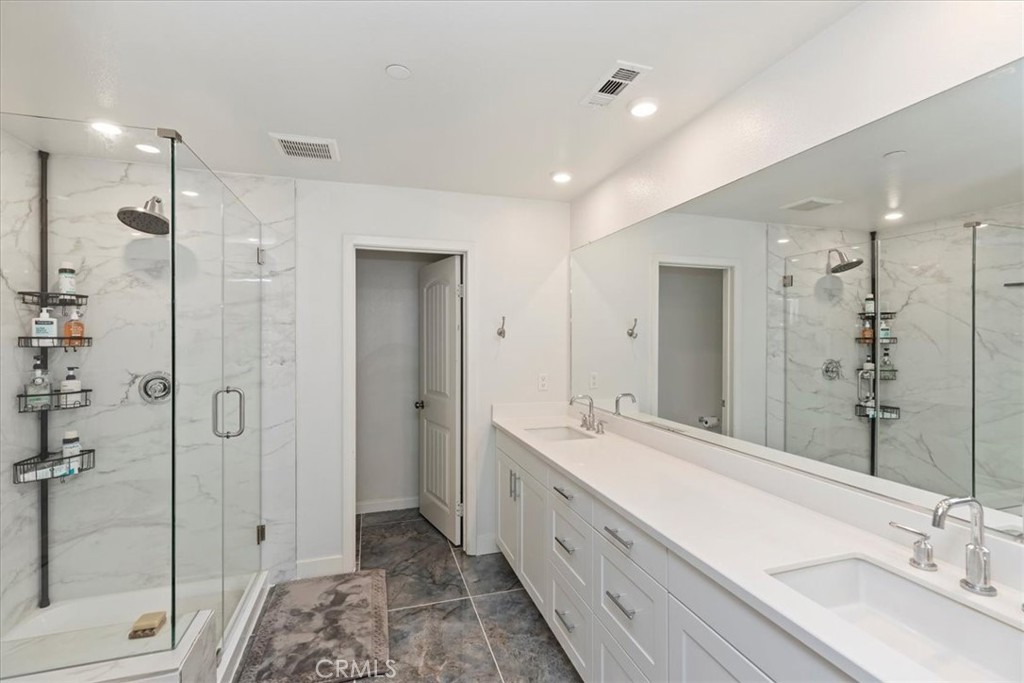 425 N Beechwood