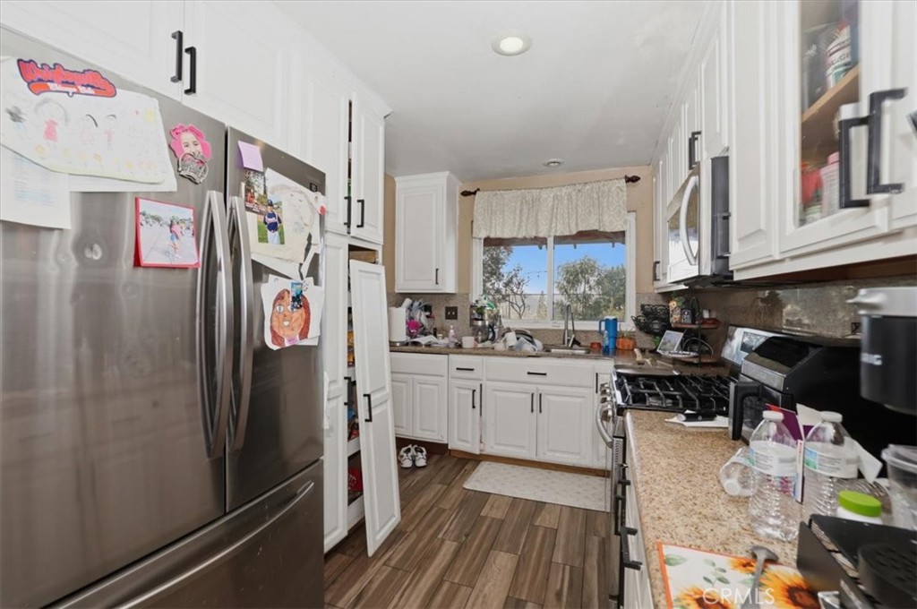 1287 Redwood View