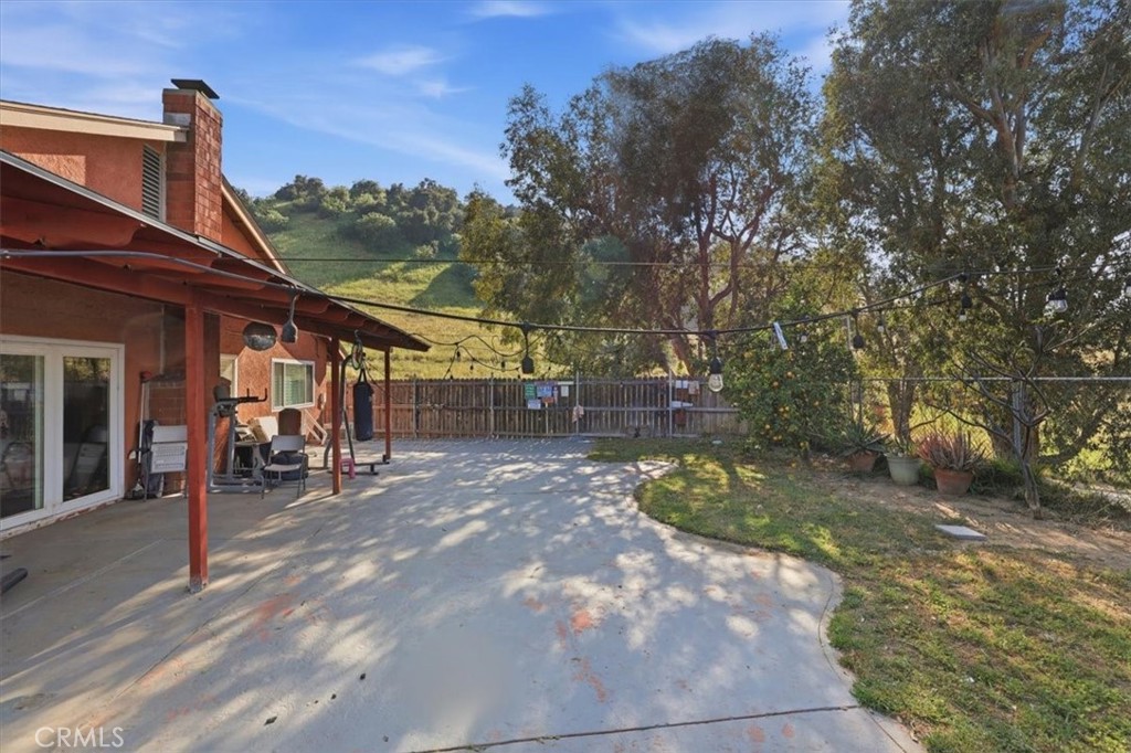 1287 Redwood View