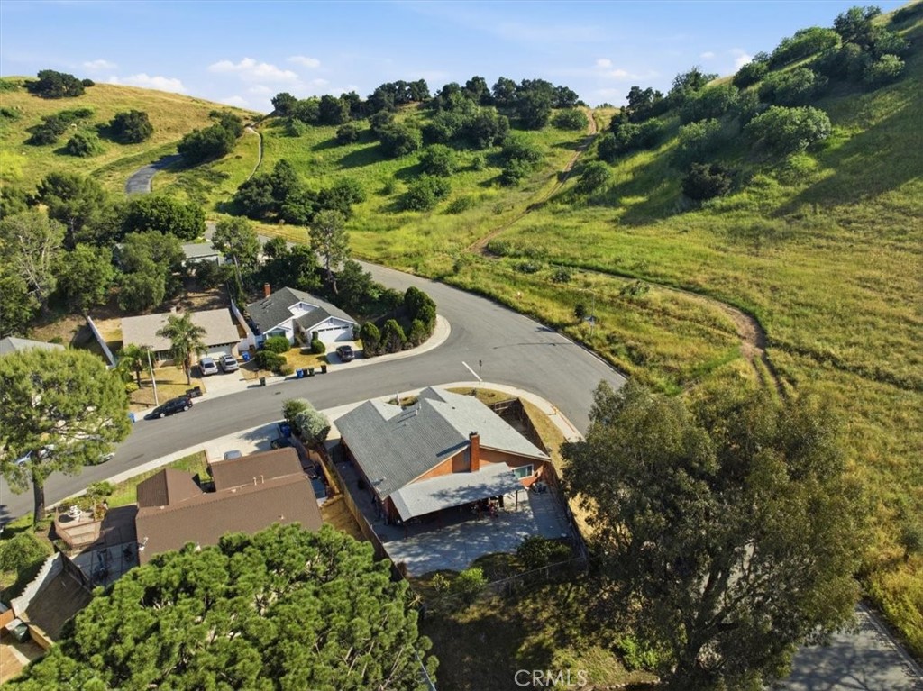 1287 Redwood View