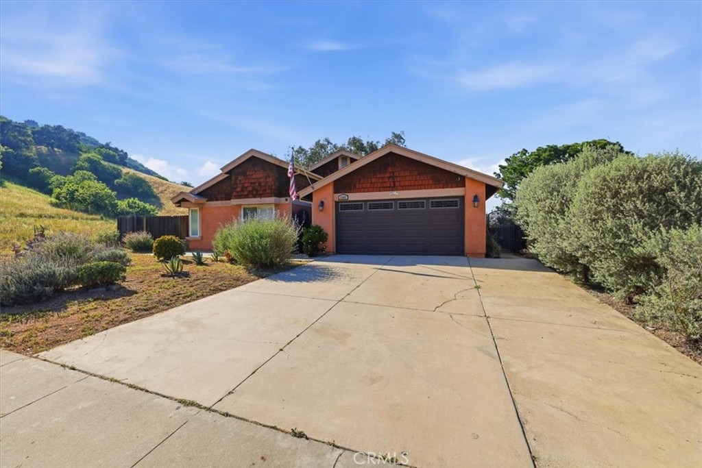 1287 Redwood View