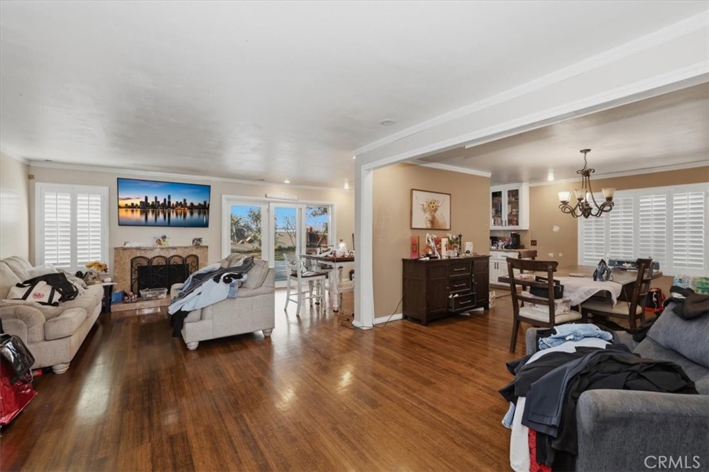1287 Redwood View