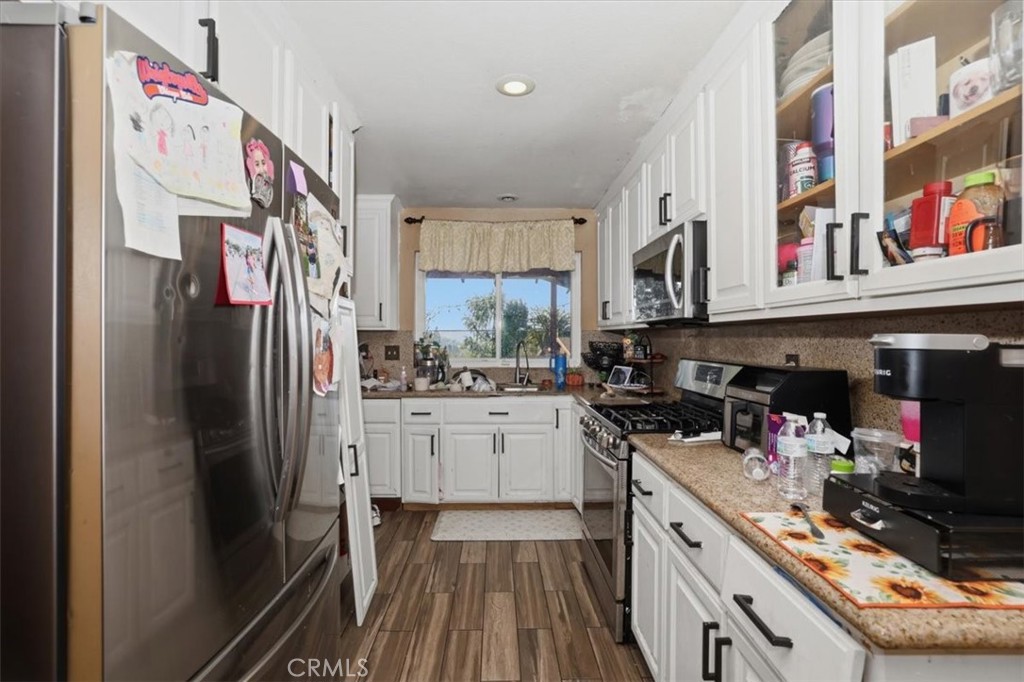 1287 Redwood View