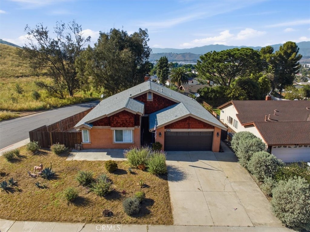 1287 Redwood View