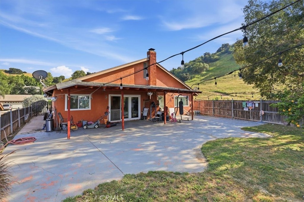 1287 Redwood View