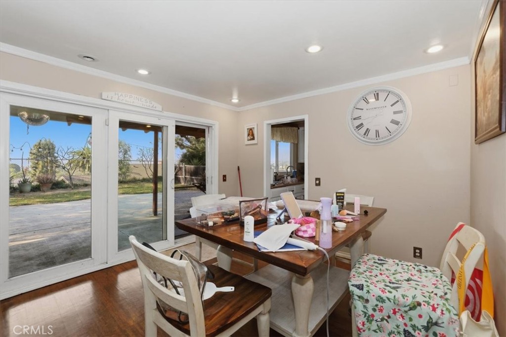 1287 Redwood View