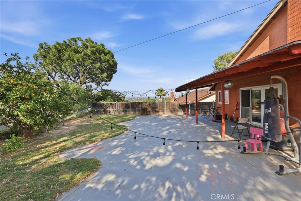 1287 Redwood View