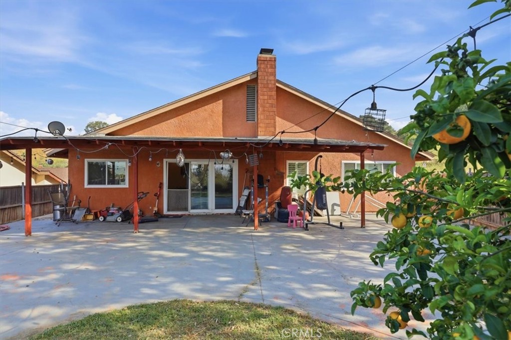 1287 Redwood View