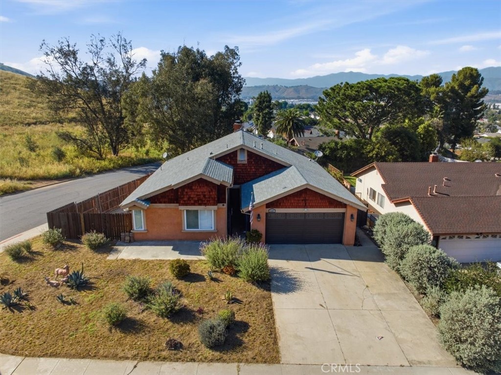 1287 Redwood View