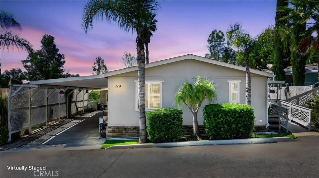 15181 Van Buren Boulevard 114