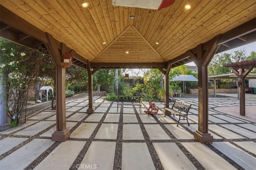 19247 Mountain Shadow Lane