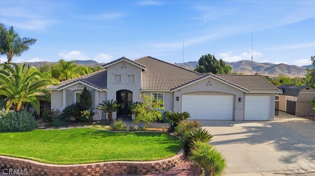 19247 Mountain Shadow Lane