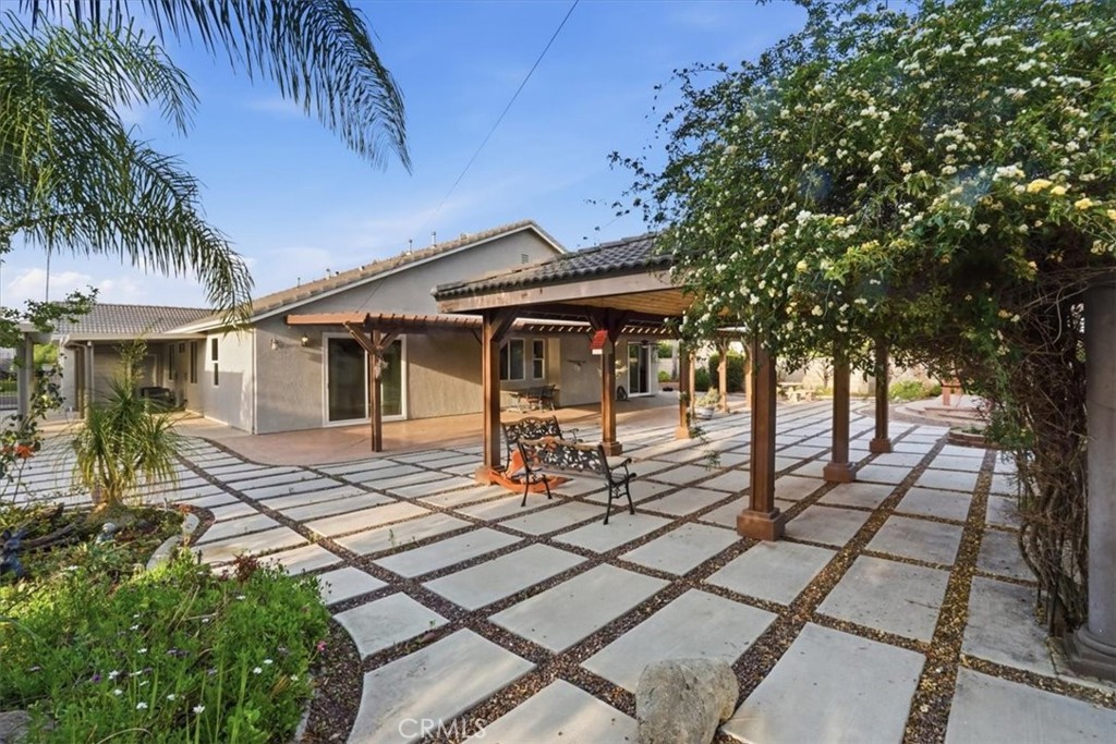 19247 Mountain Shadow Lane