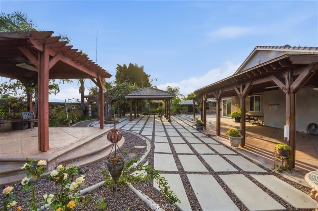 19247 Mountain Shadow Lane