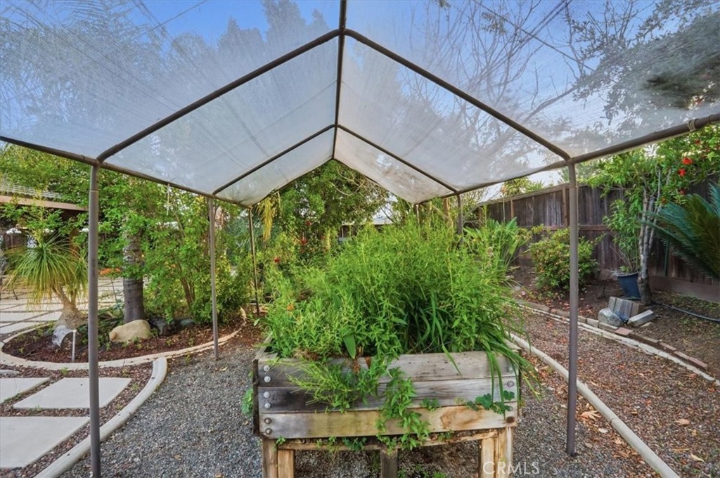 19247 Mountain Shadow Lane