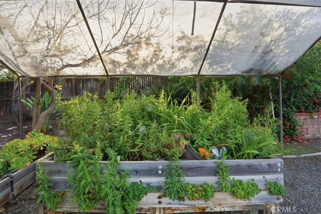 19247 Mountain Shadow Lane