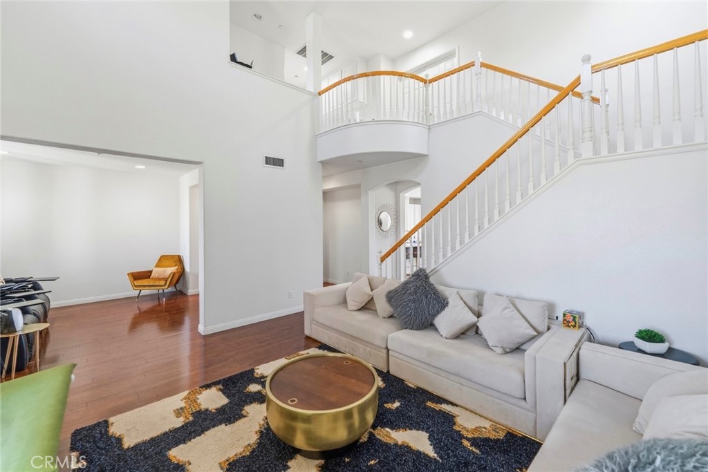 1663 Naranjo Court