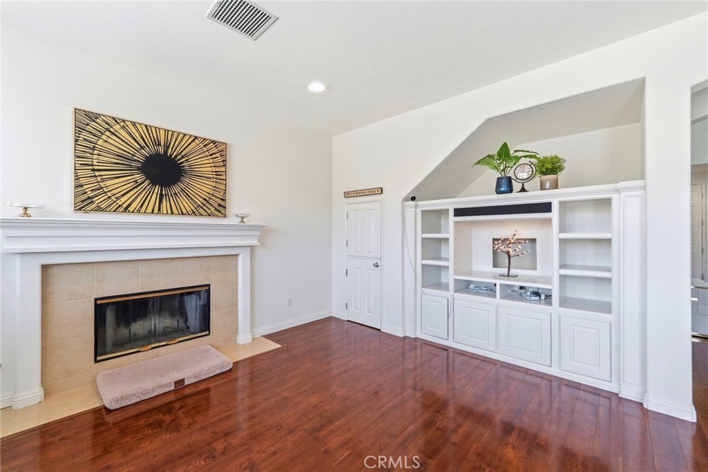 1663 Naranjo Court