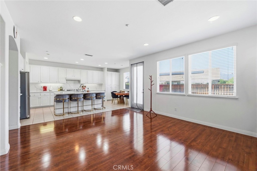 1663 Naranjo Court