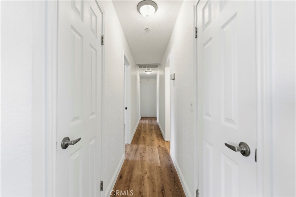 8853 Dufferin
