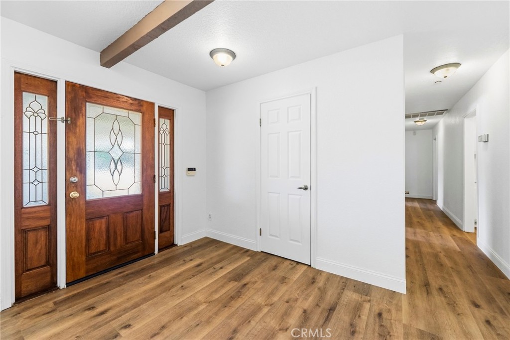 8853 Dufferin