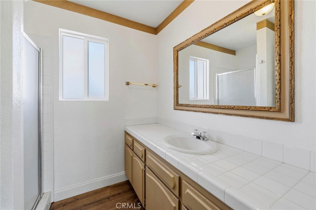 8853 Dufferin