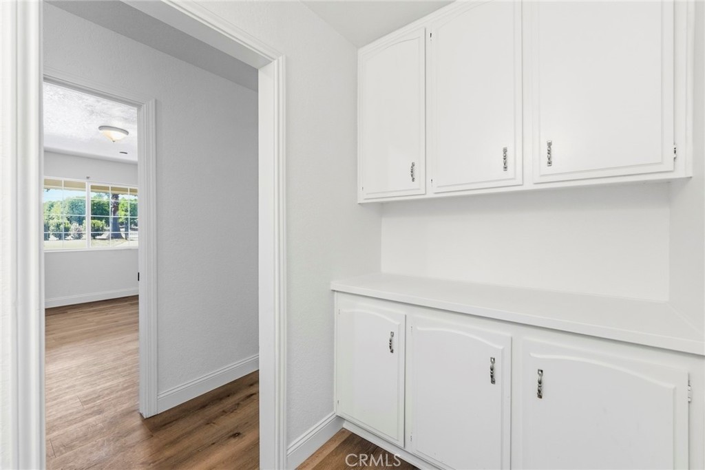 8853 Dufferin