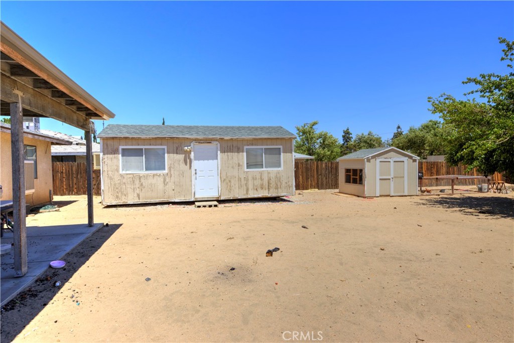 8755 Lassen Ave