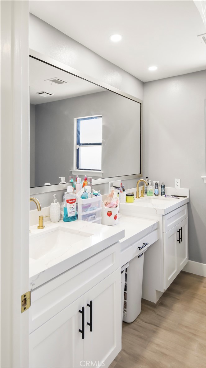 8755 Lassen Ave