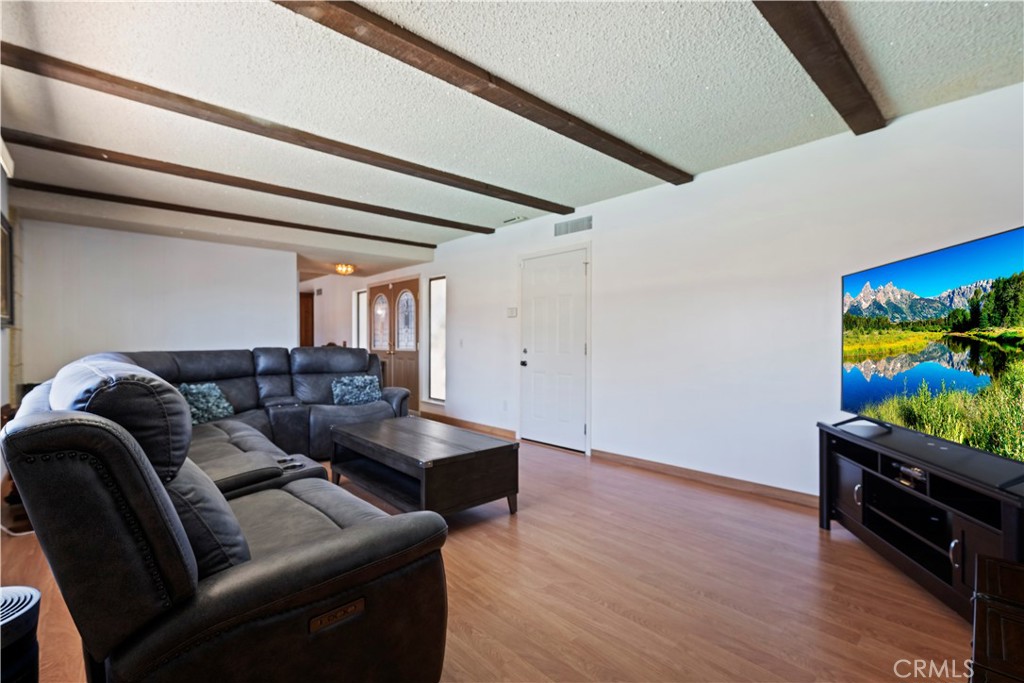 1400 Terrace