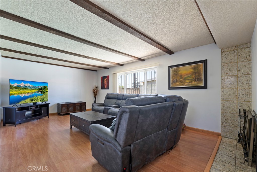 1400 Terrace